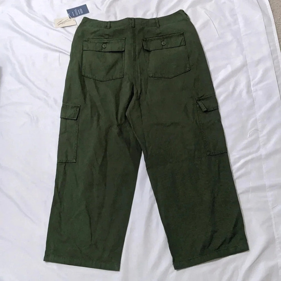 NWT Universal Thread High-Rise Utility Cargo Pants, Color Green Tea Size 14 - Picture 5 of 16